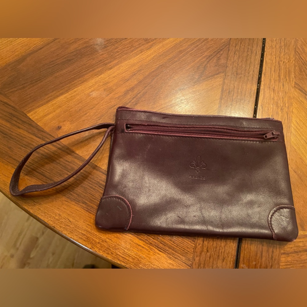 Wrist purse